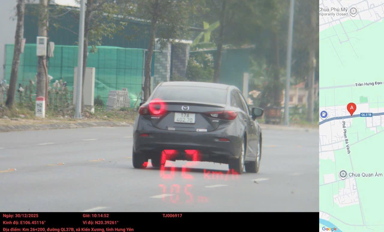 Car owner fined remotely in Hung Yen. Photo: Hung Yen Traffic Police