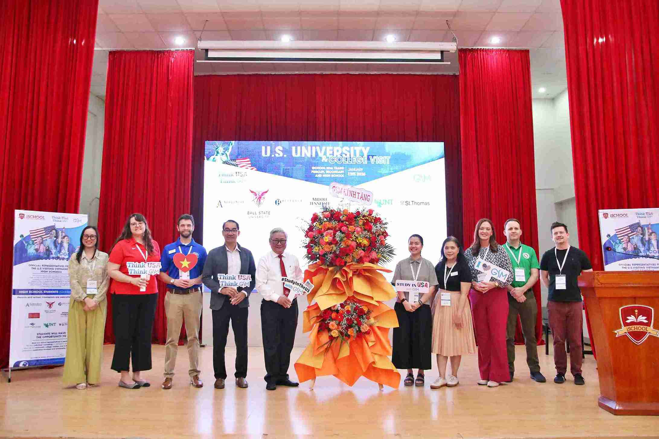 Hinh anh tai Hôi thao tư vấn du hoc Hoa Ky 