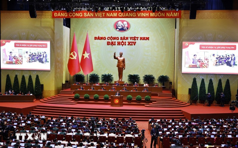 Discussion session at the hall on documents of the 14th Party Congress, afternoon of January 21. Photo: VNA