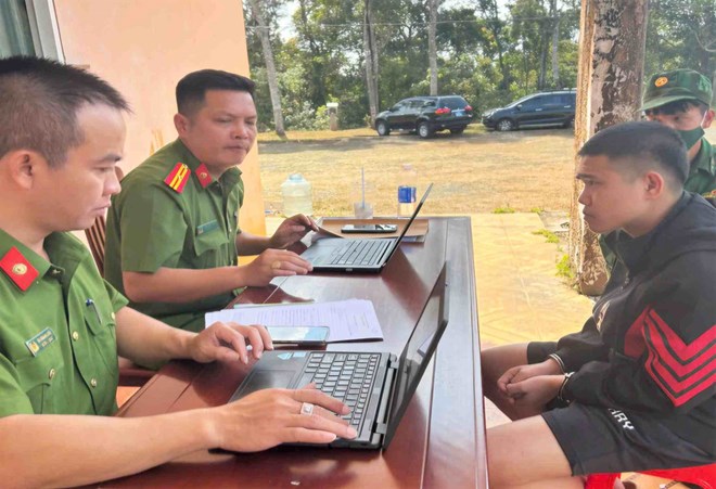 Bắt giữ khẩn cấp đối tượng truy nã từ Thanh Hóa vào Lâm Đồng lẩn trốn