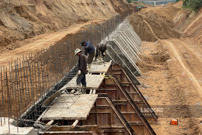 Tuyen ke se hoan thien co ban truoc Tet Nguyen dan. Anh: Dinh Dai