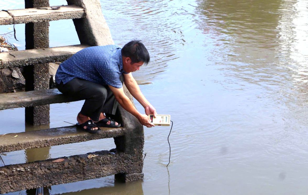 Quan sat theo doi dien bien man xam nhap de chu dong canh bao kip thoi. Anh: Phuong Anh