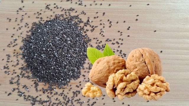 Chia seeds are a healthy food, rich in omega 3. Graphic photo: Huong Son