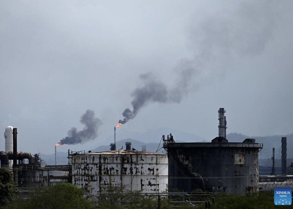 Venezuelan oil is being brought to the international market after domestic fluctuations. Photo: Xinhua