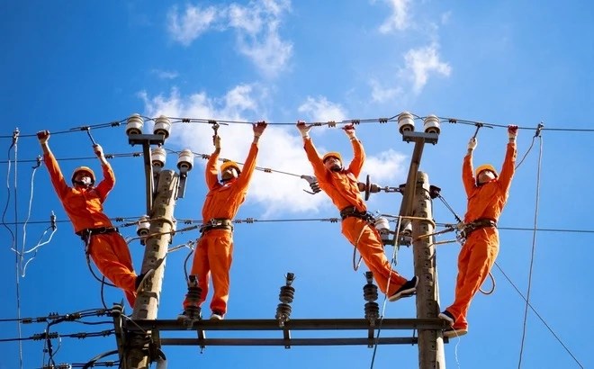 Directly linking electricity growth with GDP growth creates conceptual incompatibility right from the starting point. Photo: EVN