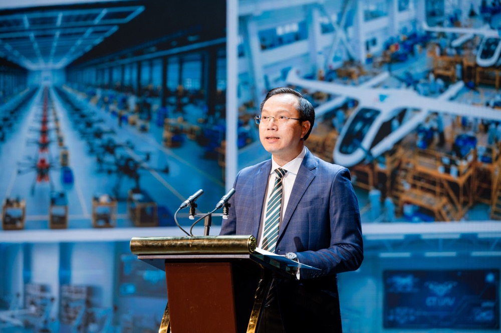 Ong Doan Trung Kien - Pho chu tich UBND tinh Tay Ninh phat bieu tai su kien