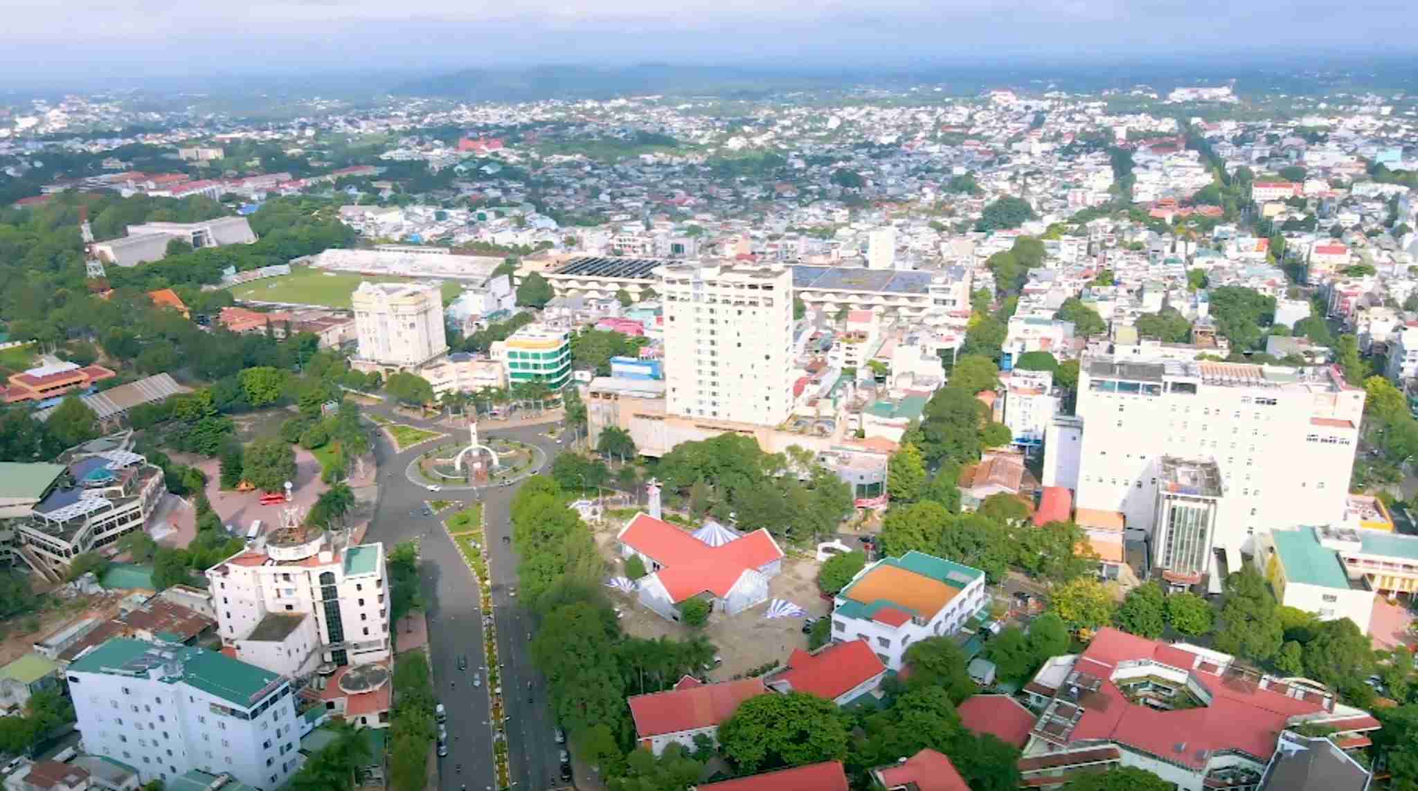 Nhieu he thong duong ong nuoc o thanh pho Buon Ma Thuot (cu) da duoc ban giao cho Dakwaco quan ly van hanh. Anh: Bao Trung 