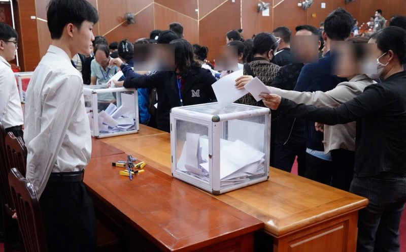 Prohibition for 5 years if abandoning land auction deposits: Ensuring transparency and publicity