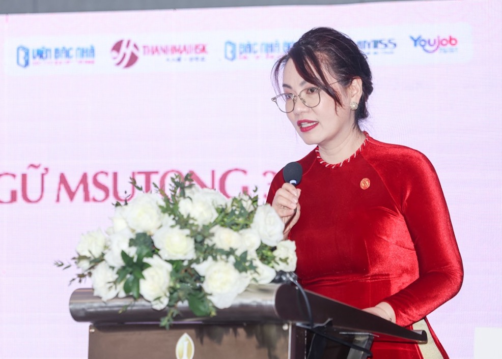 TS Tran Thi Thanh Mai – Vien truong Vien Nghien cuu Ung dung Ngon ngu Bac Nha, Nha sang lap He thong Tieng Trung Thanhmaihsk. Anh: BTC