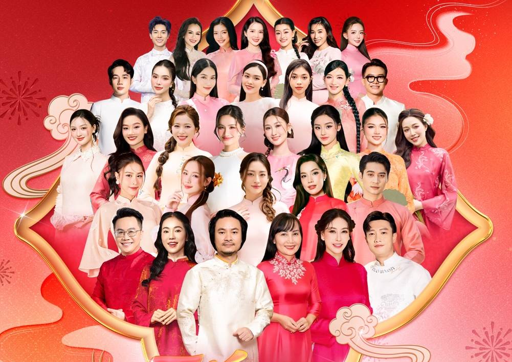 20 beauty queens and runners-up participate in the Happy Tet program. Photo: Sen Vang.
