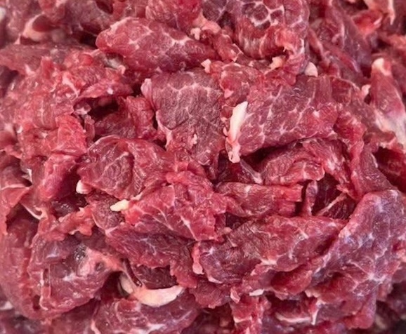 Les travailleurs de certains metiers devraient ajouter beaucoup de bœuf a leur alimentation. Photo: Kieu Vu