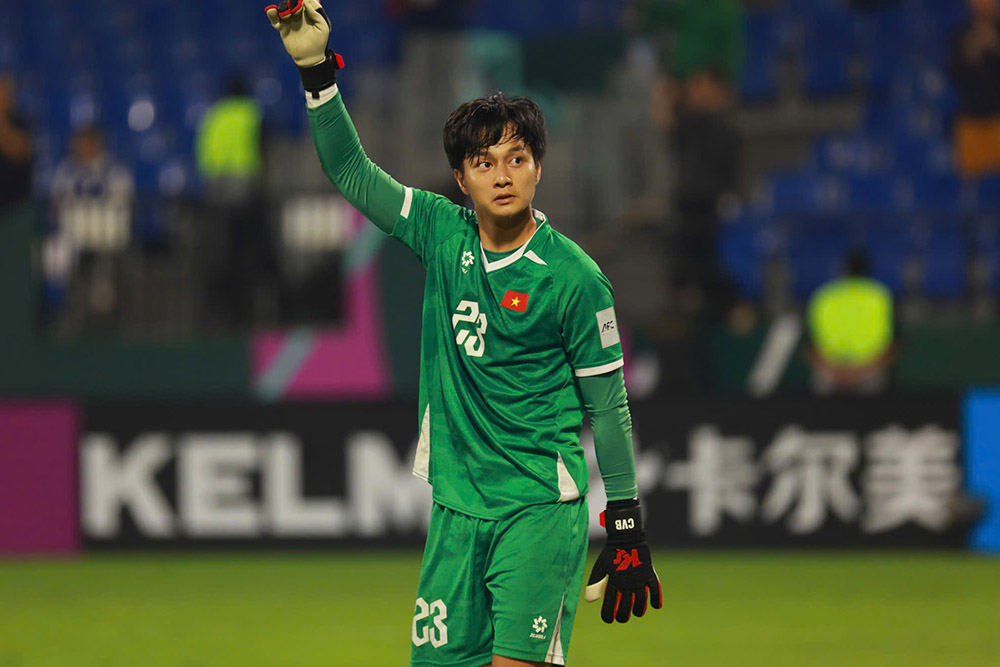 El portero Cao Van Binh jugo de manera excelente en el partido por el tercer puesto del Campeonato Asiatico Sub-23 de 2026 entre Vietnam Sub-23 y Corea del Sur Sub-23. Foto: Ted Tran