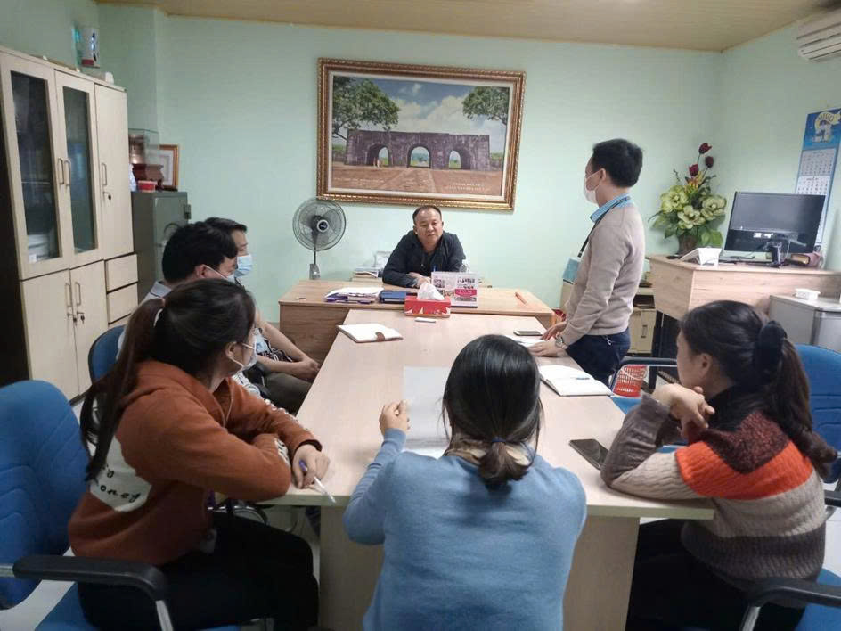 La societe de confection d'exportation Appareltech Vinh Loc s'est mise d'accord sur la prime du Tet du 13e mois de salaire pour les employes. Photo: Syndicat de Thanh Hoa