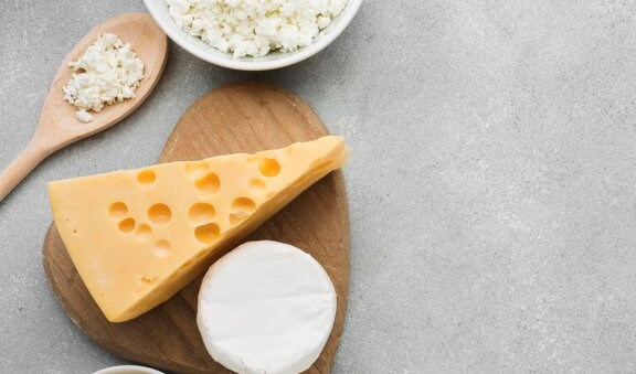 The link between consuming high-fat cheese and ice cream and the risk of dementia is lower. Photo: Thuy Duong