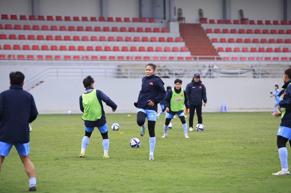 Doi tuyen nu Viet Nam duy tri tap luyen tich cuc. Anh: VFF