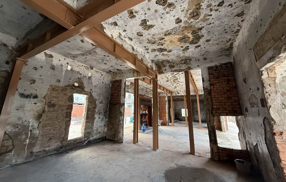 Current status of the only school left after 81 days and nights of Quang Tri Ancient Citadel. Photo: Nguyen Luan