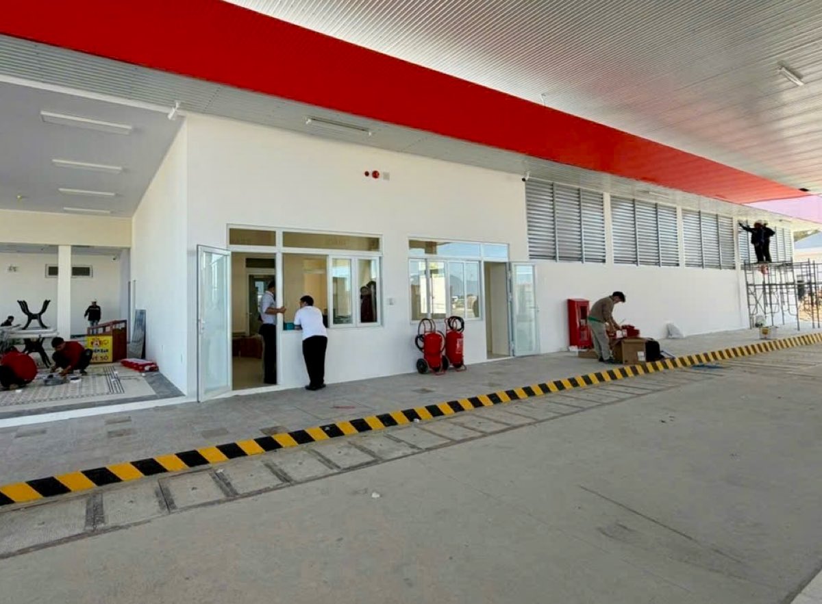 Khu vuc dich vu tai tram. Anh: Pham Huy