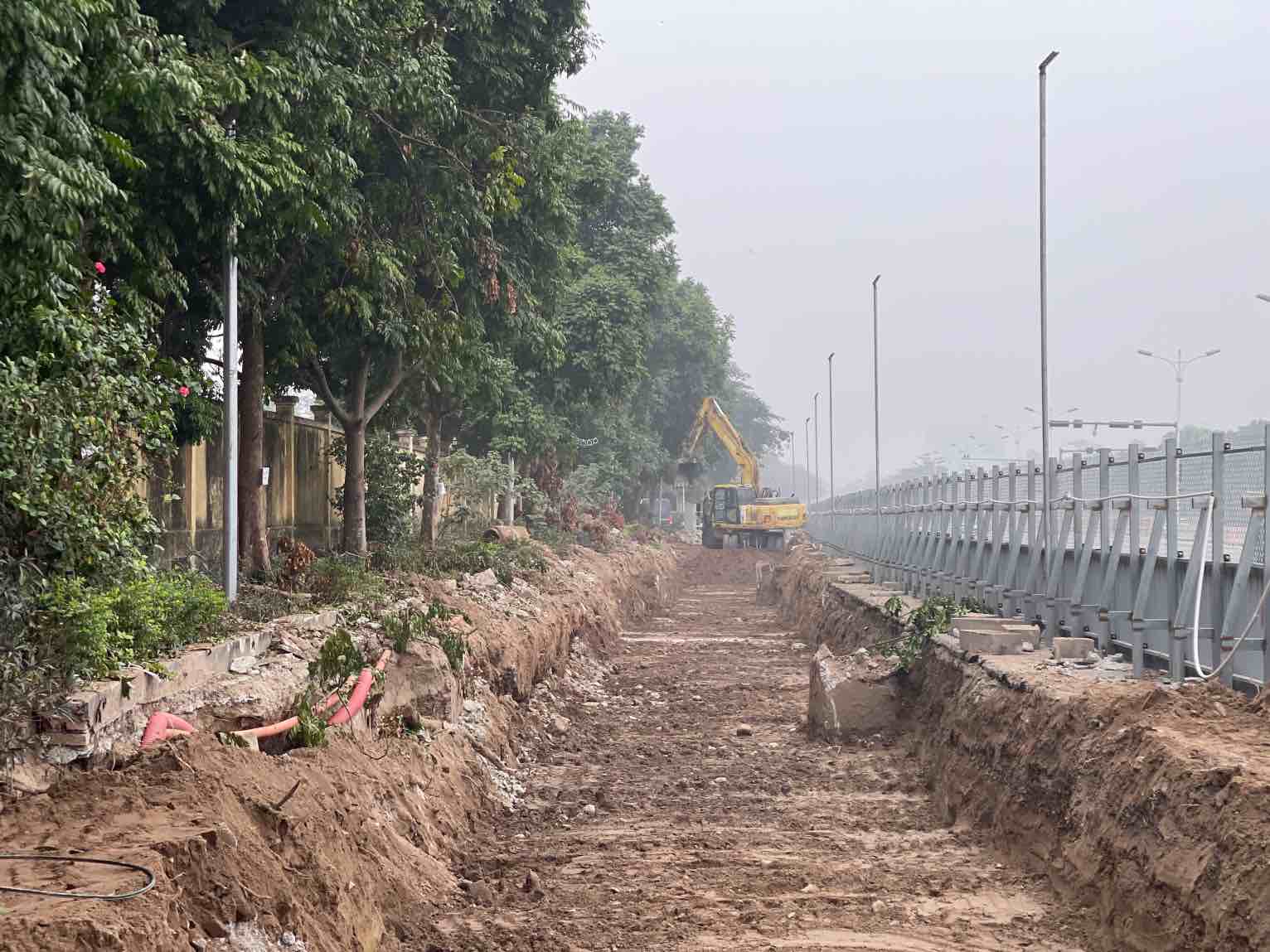 Khu vuc hien dang thi cong 