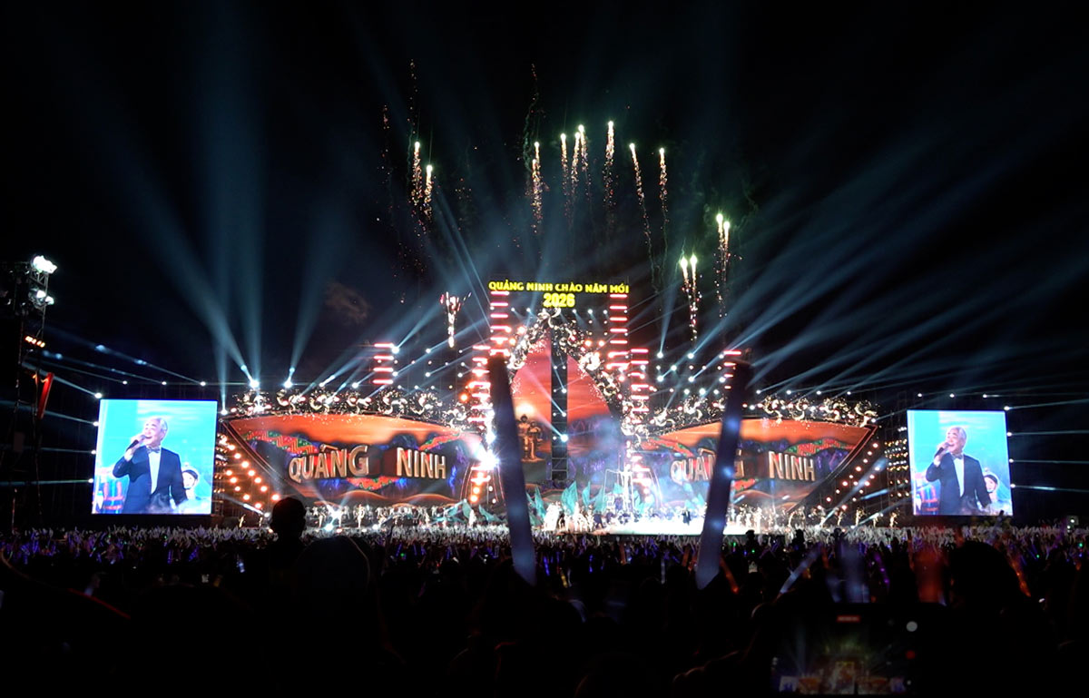 Quang Ninh fireworks display at high altitude in a special art program on the evening of January 25. Photo: Quang Ninh