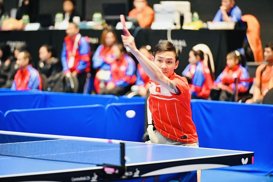 Van dong vien bong ban nguoi khuyet tat Pham The Tien. Anh: Thai Duong