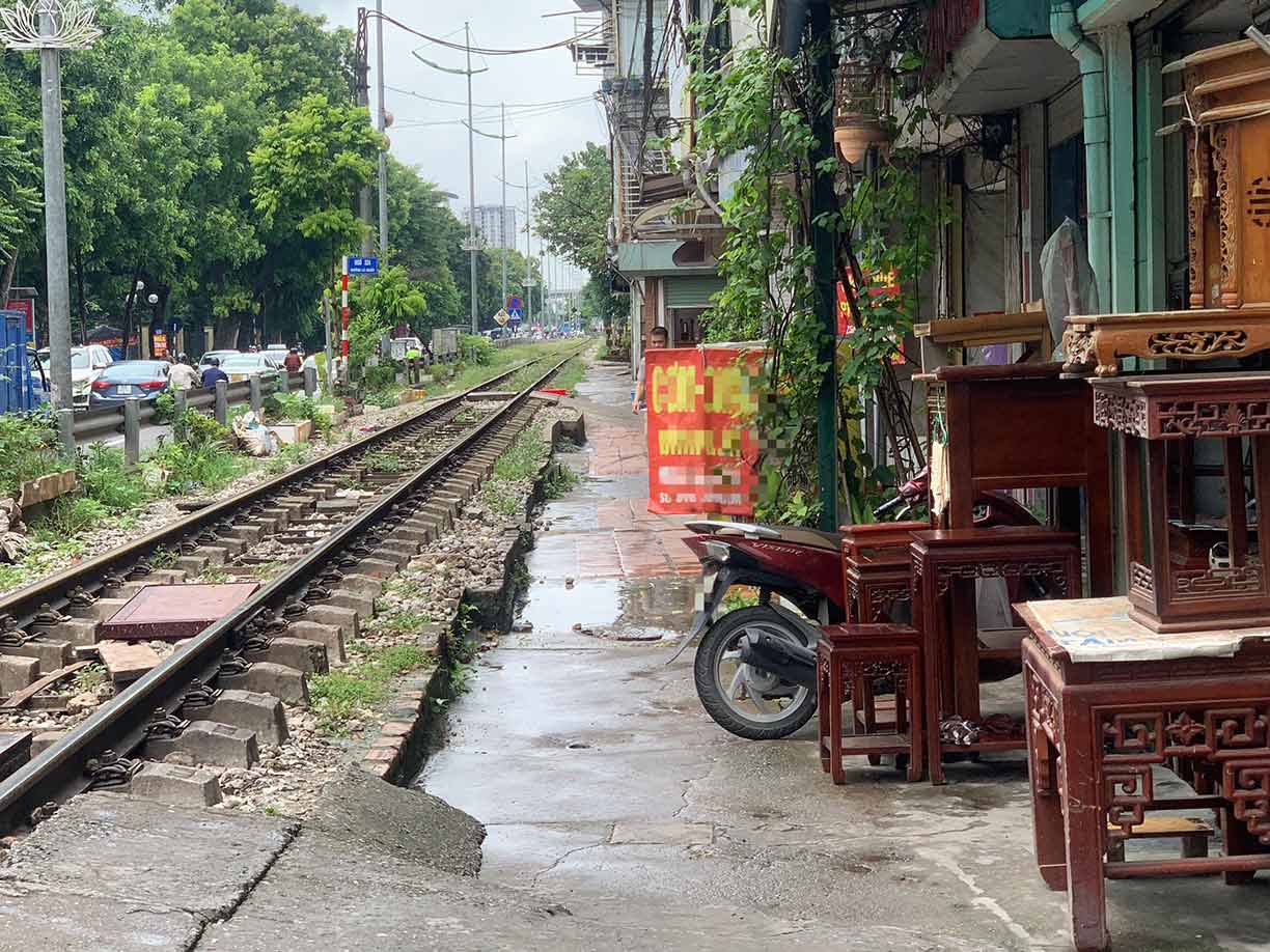 Regulations on land use within the land area reserved for railways are mentioned in Article 23 of Decree No. 16/2026/ND-CP of the Government. Photo: Nhat Minh