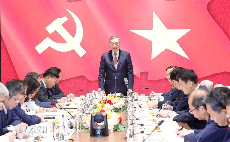 General Secretary To Lam speaks at a working session with Ambassadors and Heads of Vietnamese diplomatic missions abroad. Photo: VNA