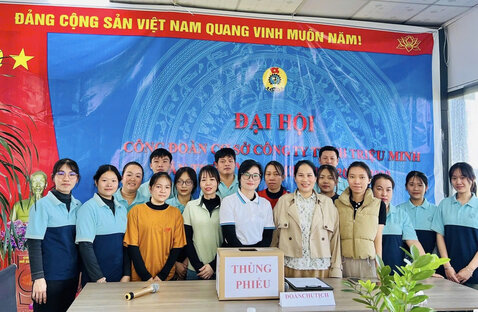 The grassroots trade union of Trieu Minh Co., Ltd. is a reliable support, protecting legitimate rights and interests and caring for union members and workers. Photo: Lam Duc