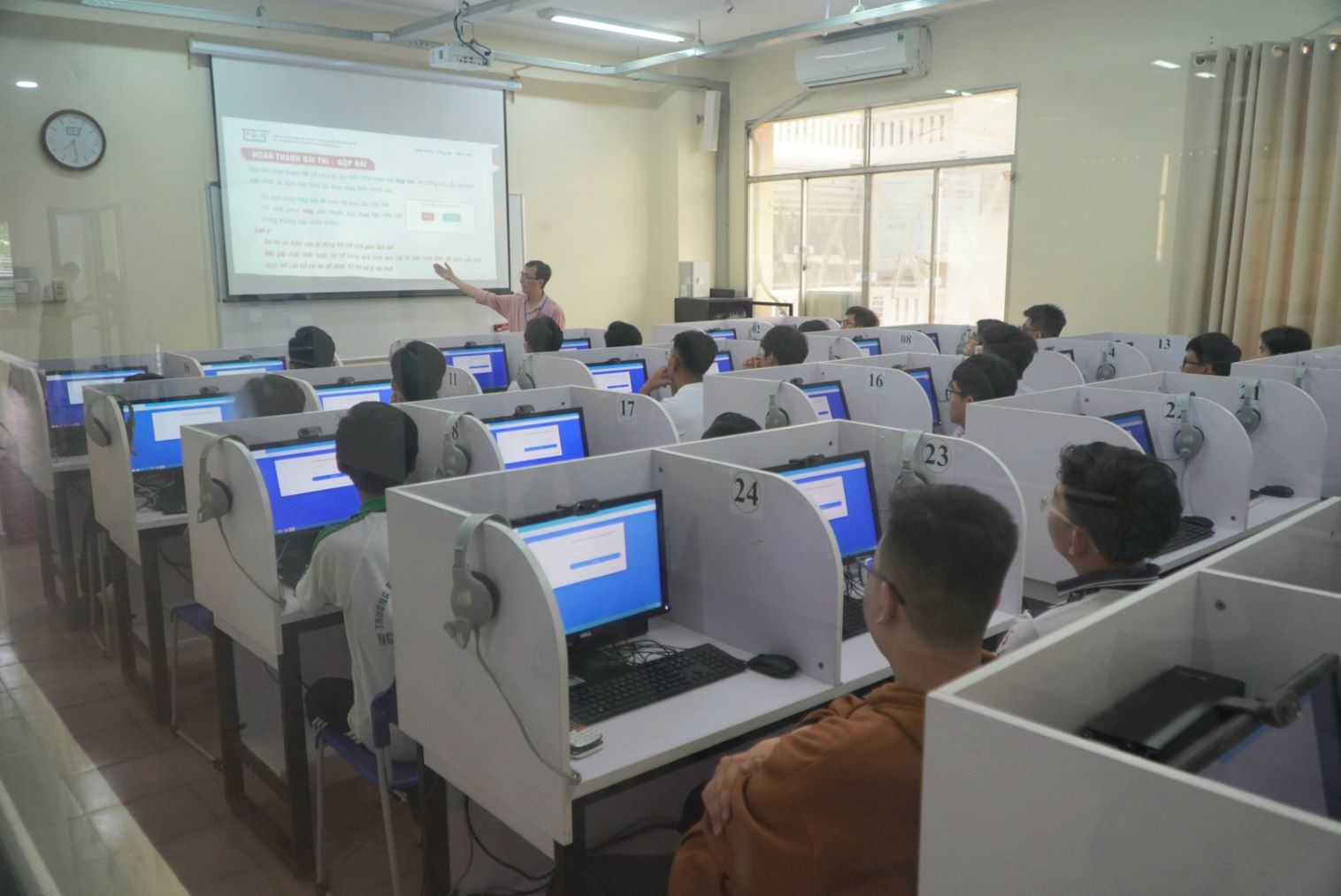 From January 1, 2026, public universities are allowed to legally borrow capital at home and abroad. Photo: Chan Phuc