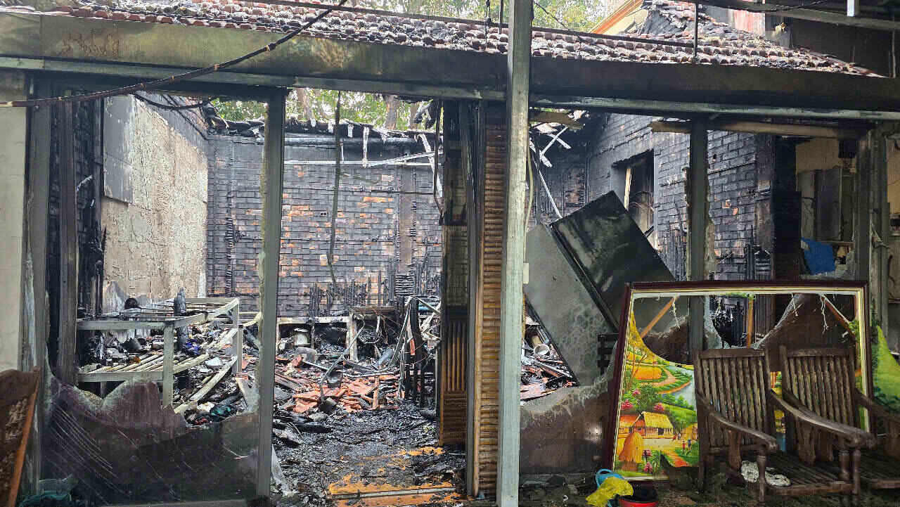 The fire occurred at a homestay business establishment in Hang Dung hamlet, Nam Hoa Lu ward, Ninh Binh province. Photo: Dieu Anh