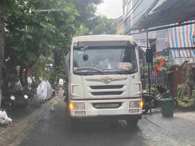 Da Nang ton tai nhieu duong pho rong chi 3,5m, khong thuan loi giao thong, xay dung va phong chay no. Anh: An Thuong