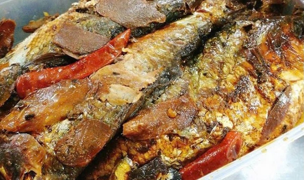 Salmon is one of the foods that supports reducing the risk of cardiovascular disease for people after 40 years old. Photo: Kieu Vu