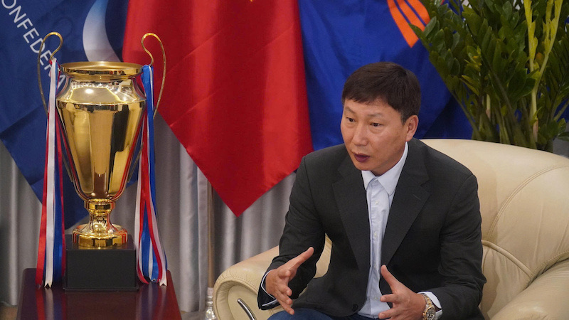 Coach Kim Sang-sik. Photo: VFF
