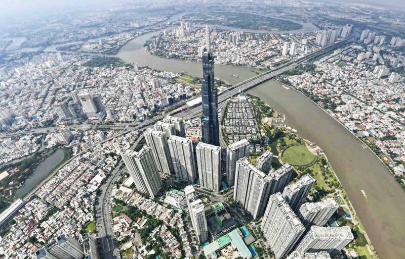 Ho Chi Minh City businesses place their expectations on major policies from the 14th Party Congress. Photo: Anh Tu