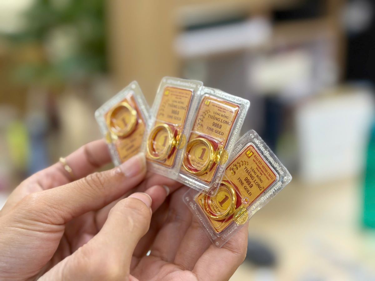 9999 gold ring price on the morning of January 26 traded at 173.5 - 176.5 million VND/tael (buying - selling). Photo: Song Minh