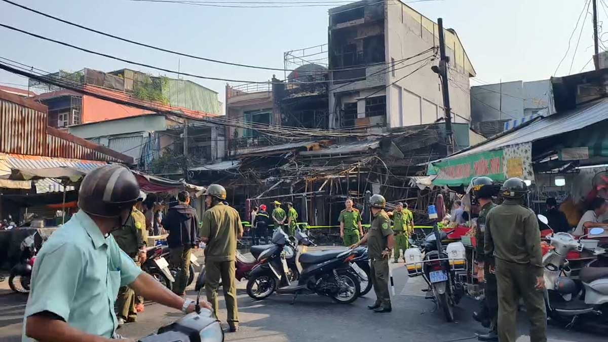 Un temoin raconte l'incendie d'une maison a Ho-Chi-Minh-Ville. Photo: Tam Tu