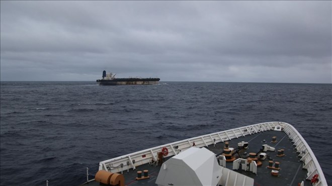 Image of the oil tanker Marinera flying the Russian flag during the US arrest operation on January 7. Photo: X/ USEUCOM
