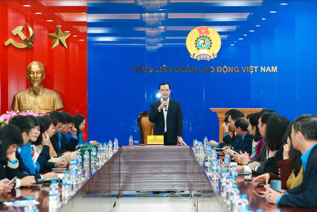 Chu tich Tong LDLDVN Nguyen Dinh Khang 