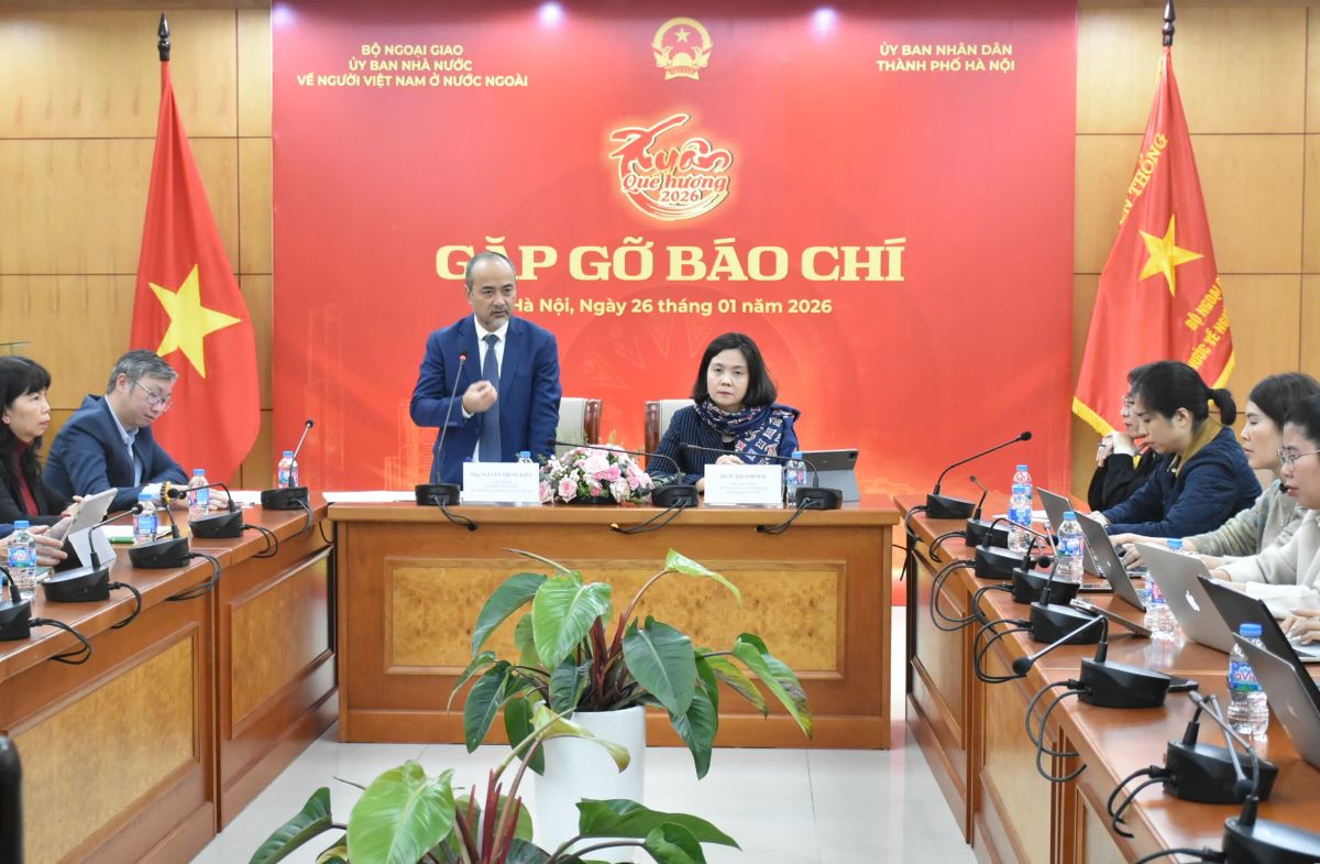 Mr. Nguyen Trung Kien - Chairman of the State Committee for Overseas Vietnamese Affairs - announced the Spring Homeland 2026 program. Photo: State Committee for Overseas Vietnamese Affairs