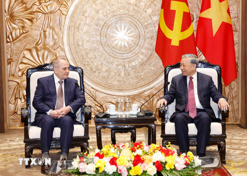 General Secretary To Lam receives Mr. Tahir Budagov - Vice Chairman cum Chief of the Central Office of the New Azerbaijani Party. Photo: VNA