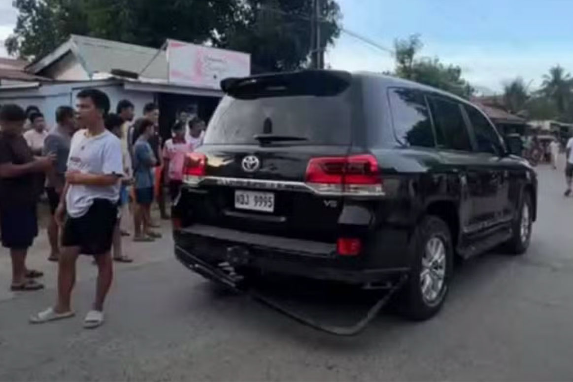El coche del alcalde Shariff Aguak, Akmad Mitra Ampatuan, despues de ser atacado el 25 de enero. Foto: Vicealcalde Oping Ampatuan