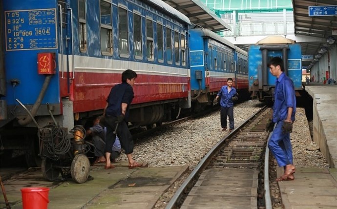 Regulations on the Ministry of Construction's decision to name and rename national railway lines and stations are mentioned in Article 6 of Decree No. 16/2026/ND-CP of the Government. Photo: Hai Nguyen