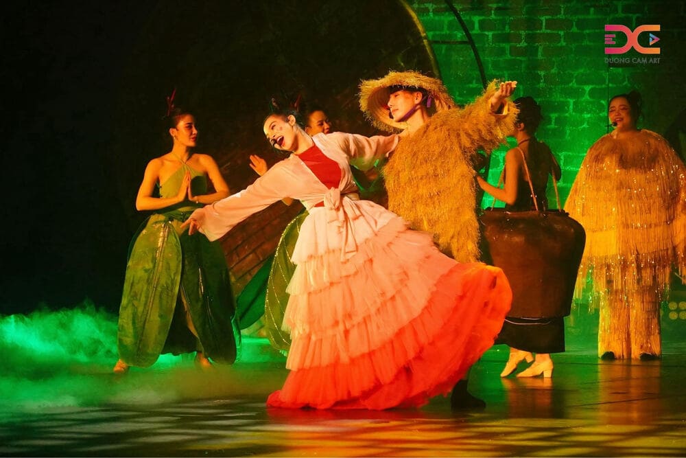 The musical "Chi Pheo's Dream" by Thang Long Opera & Ballet Theater wins the "Stage Quintessence" award. Photo: Organizing Committee