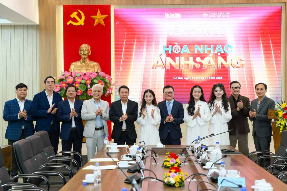 The program "Light Music - New Year 2026" will be held at August Revolution Square in front of the Hanoi Opera House. Photo: Organizing Committee