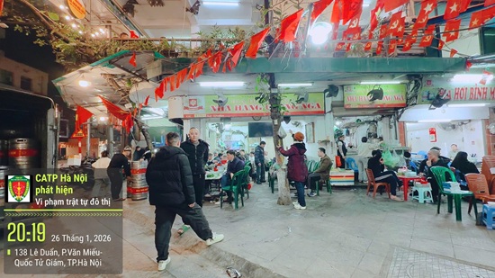 Camera phạt nguội 302 vi phạm trật tự đô thị tại Hà Nội. Ảnh: CAHN