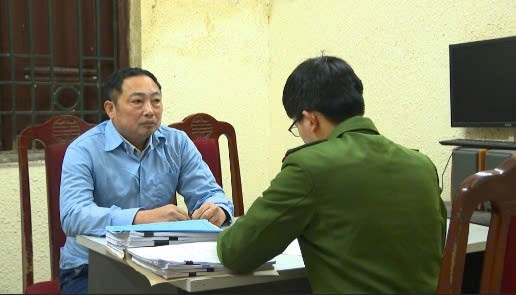 Hàng loạt giám đốc công ty môi trường ở Hà Nội bị bắt Hàng loạt giám đốc công ty môi trường ở Hà Nội bị bắt