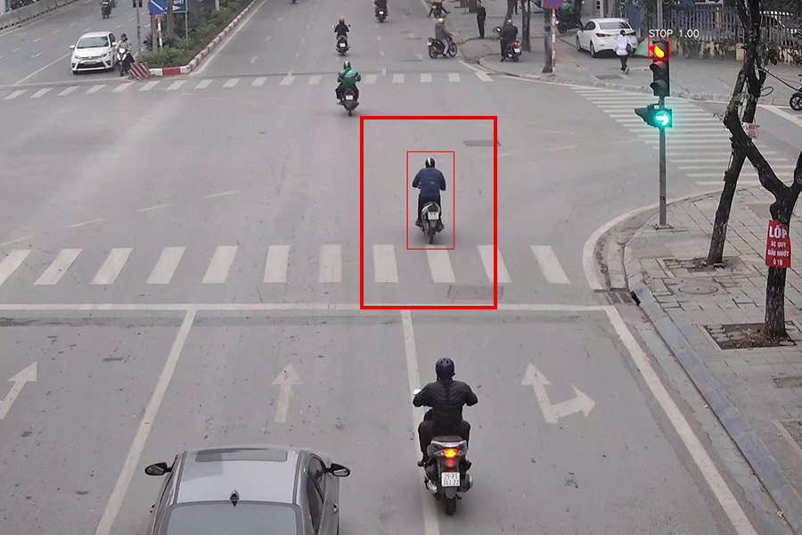 Motorcyclists running red lights are recorded by AI cameras. Photo: Traffic Police Department