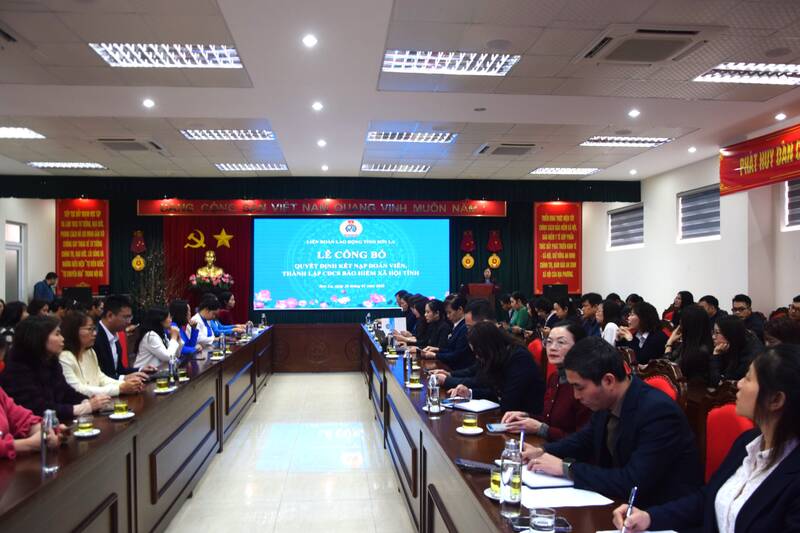 Hoi nghi thanh lap Cong doan co so BHXH tinh voi 224 doan vien. Anh: Truong Son