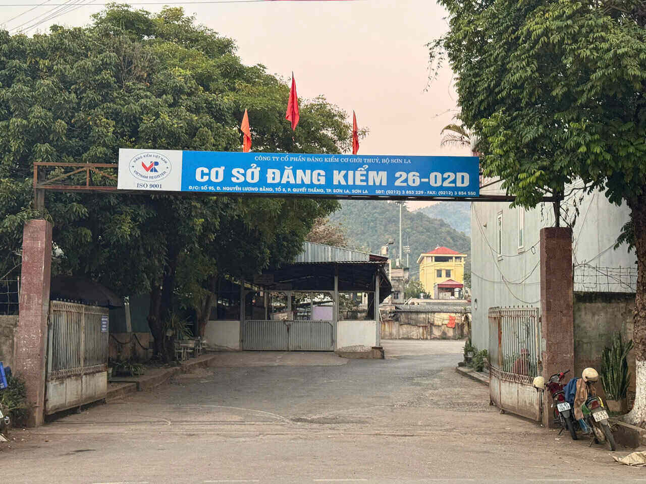 Son La Provincial People's Committee requests to dismantle the 6-year land lease expired registration center as reflected by Lao Dong Newspaper. Photo: Minh Chuyen
