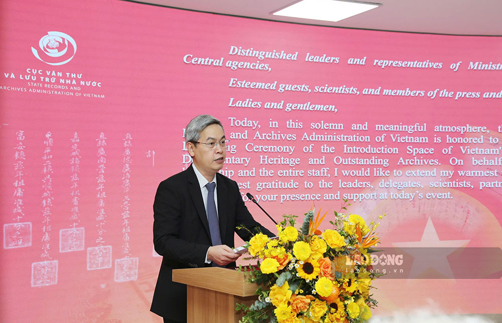 Cuc truong Cuc Van thu va Luu tru nha nuoc Dang Thanh Tung. Anh: Viet Dung