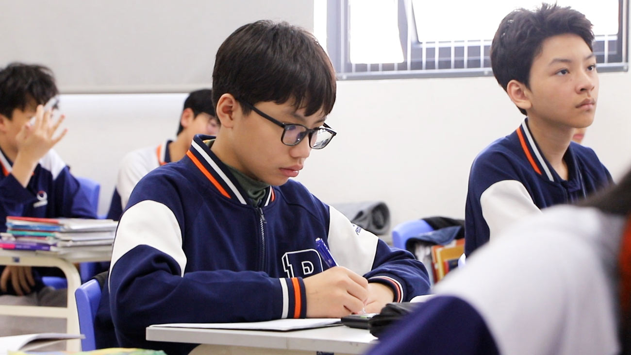 Hoping for the 3rd entrance exam to 10th grade in Hanoi to be announced soon